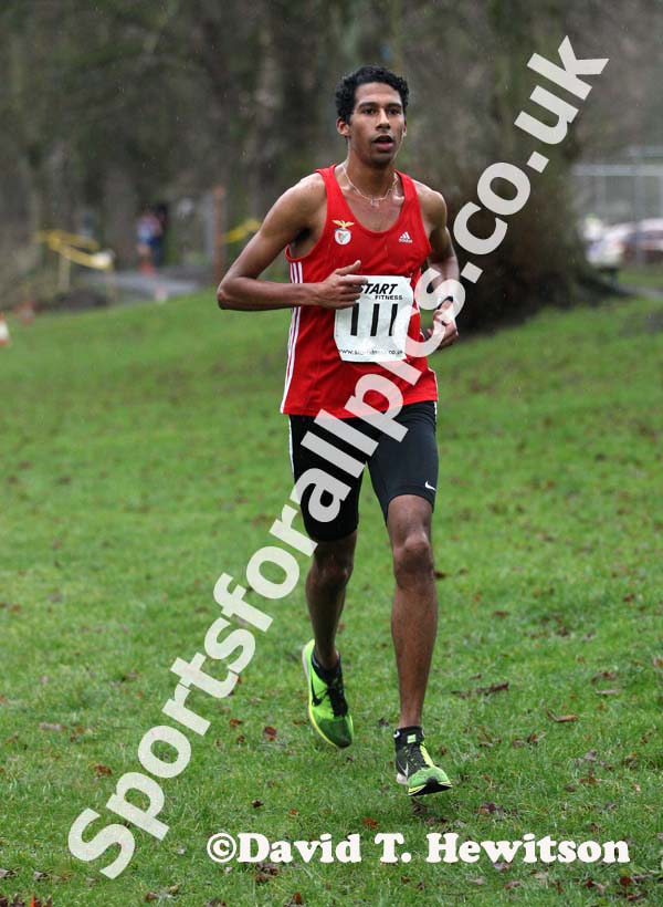 Paulo Pinheiro (Benfica) finished 2nd in the New Years Day Morpeth 11k Road Race. Photo: David T. Hewitson/Sports for All Pics